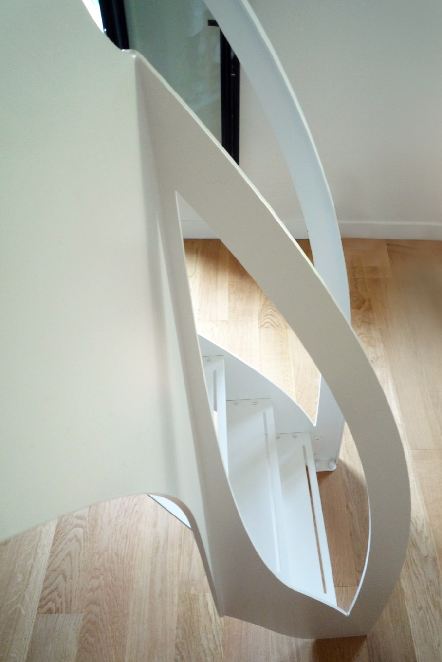 escalier design contemporain garde corps